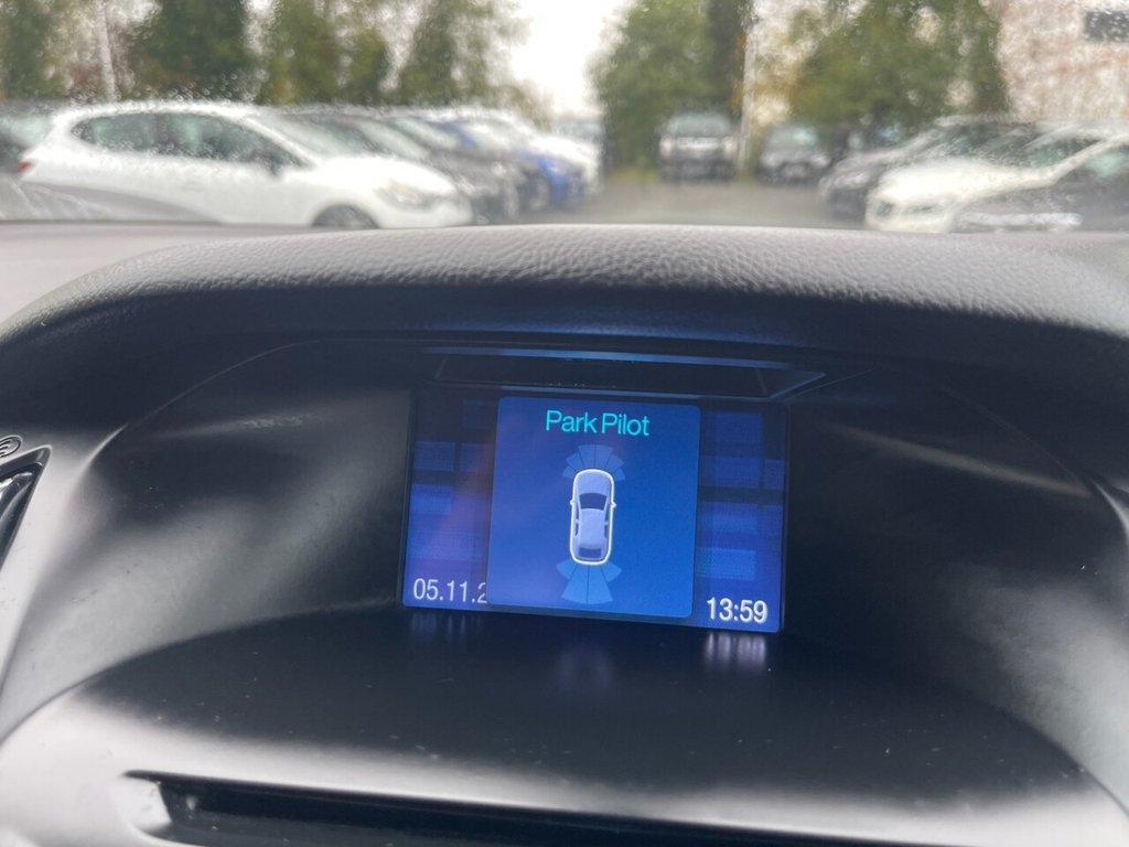 Used Ford Focus 2014 for sale - 75682626: Photo 16