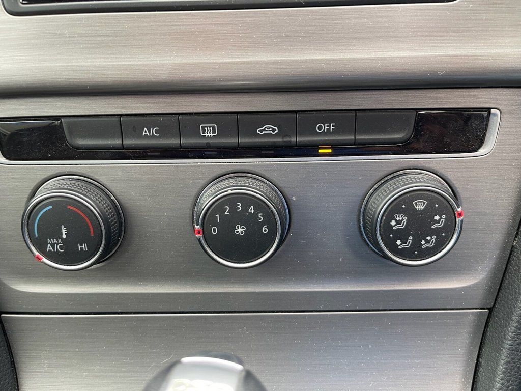 Used Volkswagen Golf 2015 for sale - 76739989: Photo 22