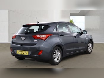 Used Hyundai i30 2015 for sale - 79133686: Photo