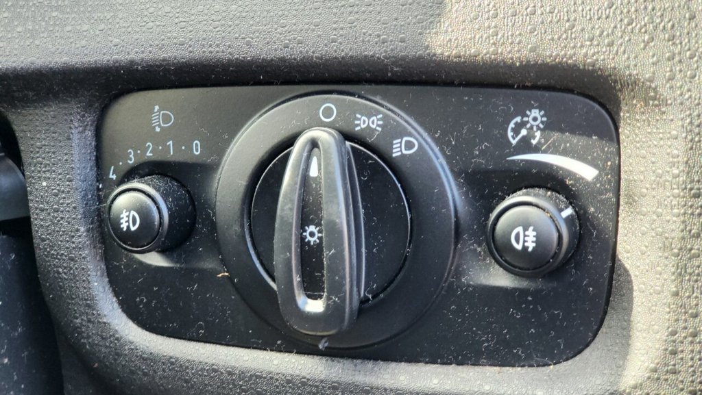 Used Ford Fiesta 2015 for sale - 77668715: Photo 11