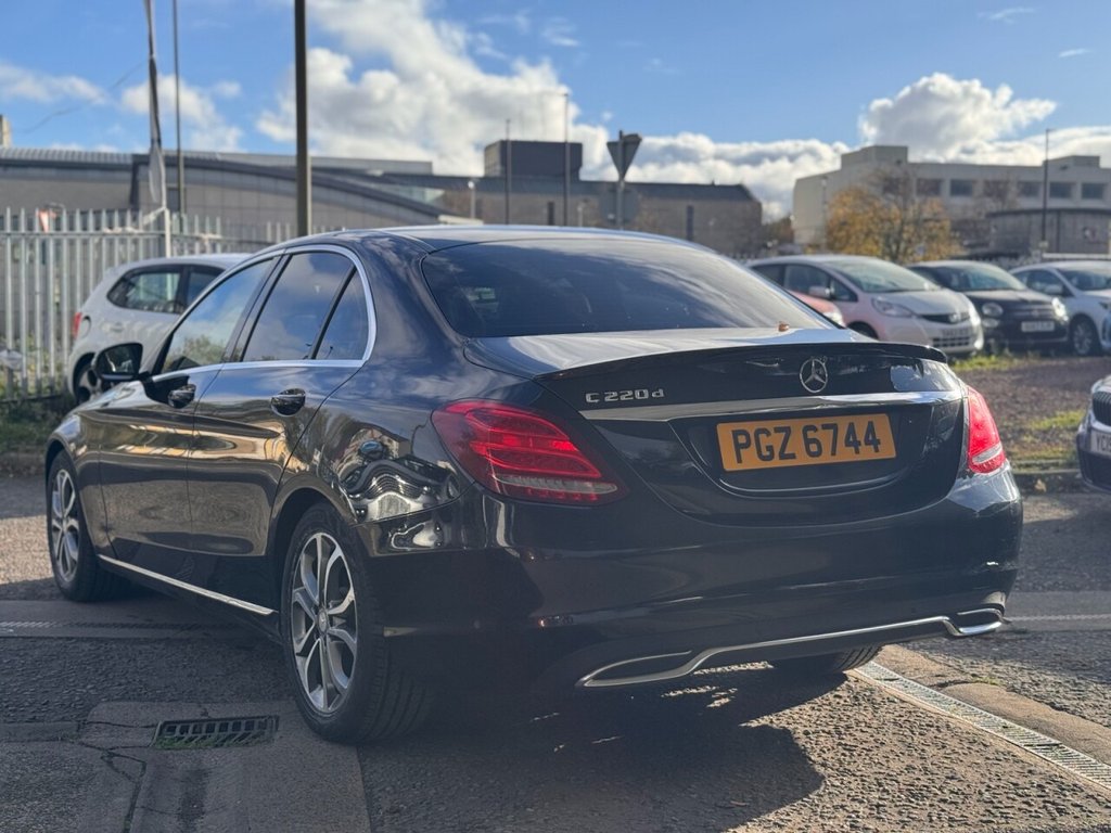 Used Mercedes-Benz C Class 2015 for sale - 76333181: Photo 5