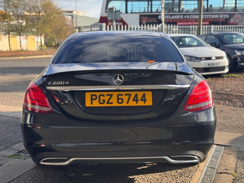 Used Mercedes-Benz C Class 2015 for sale - 76333181: Photo 6