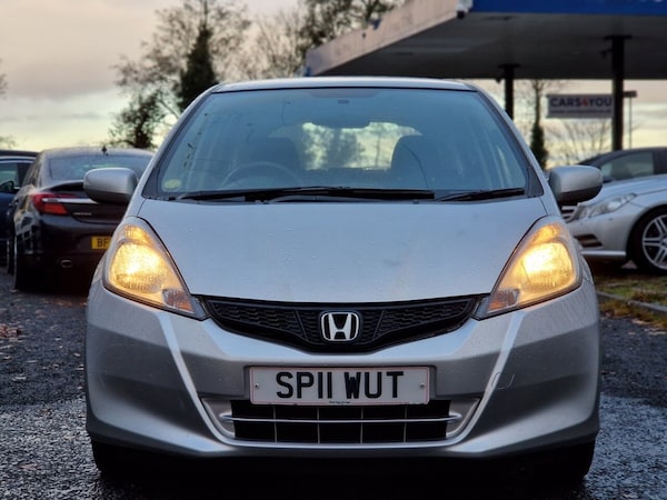 Used Honda Jazz 2011 for sale - 68853719: Photo 2