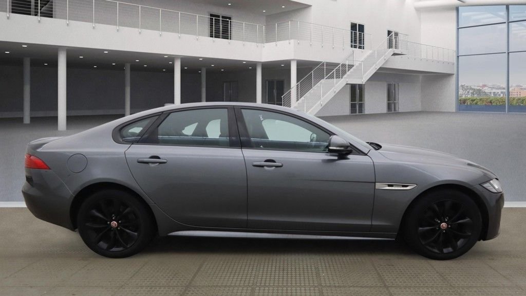 Used Jaguar XF 2016 for sale - 77558049: Photo 11