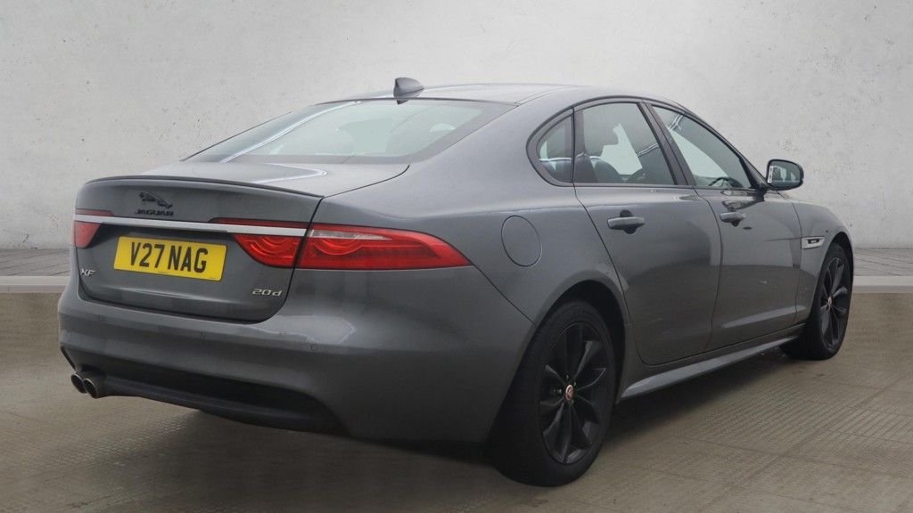Used Jaguar XF 2016 for sale - 77558049: Photo 4