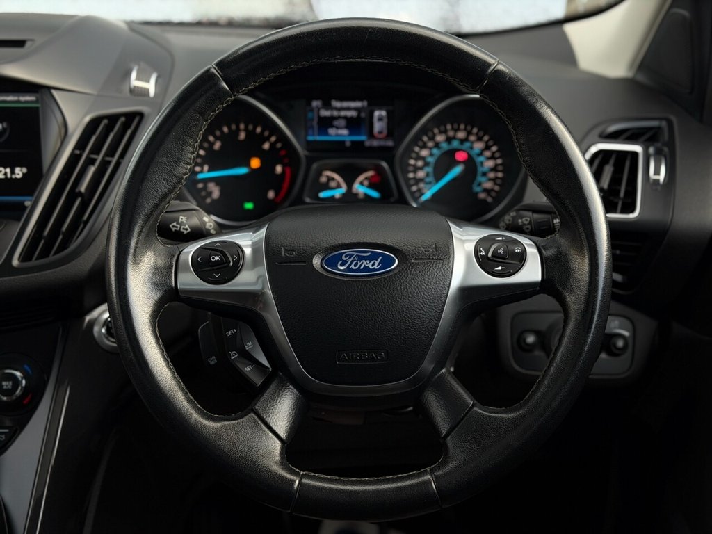 Used Ford Kuga 2015 for sale - 77952629: Photo 14