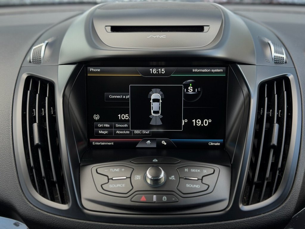 Used Ford Kuga 2015 for sale - 77952629: Photo 23