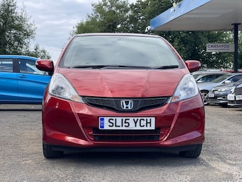 Used Honda Jazz 2015 for sale - 76303781: Photo 2