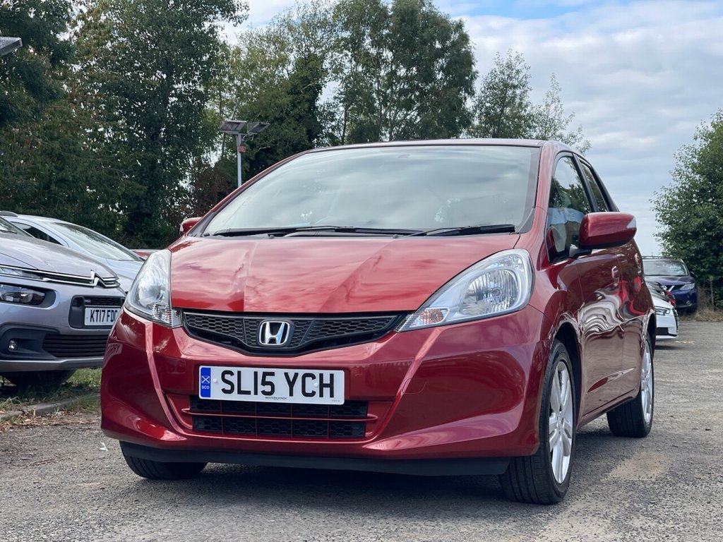 Used Honda Jazz 2015 for sale - 76303781: Photo 3