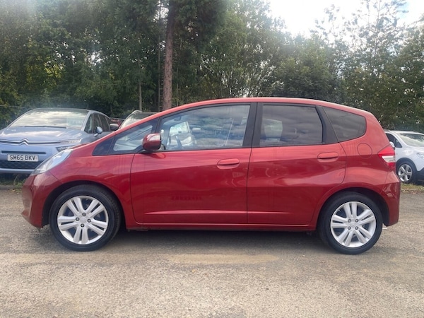 Used Honda Jazz 2015 for sale - 76303781: Photo 4