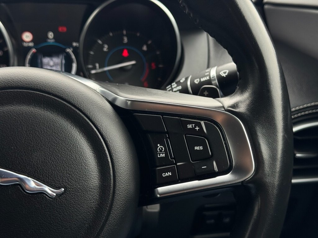 Used Jaguar XE 2017 for sale - 76454112: Photo 14