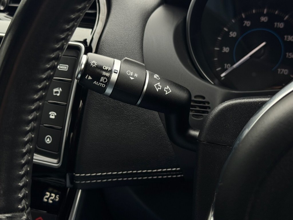 Used Jaguar XE 2017 for sale - 76454112: Photo 16