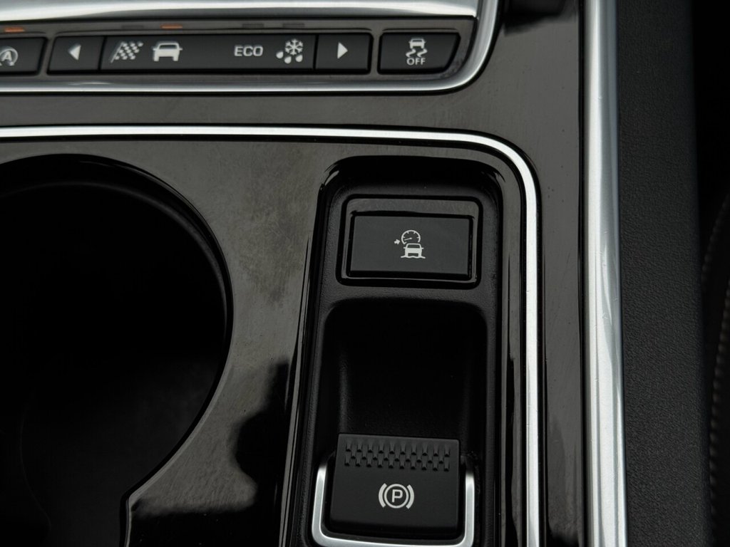 Used Jaguar XE 2017 for sale - 76454112: Photo 19