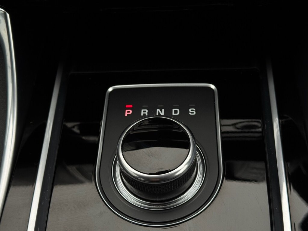 Used Jaguar XE 2017 for sale - 76454112: Photo 20