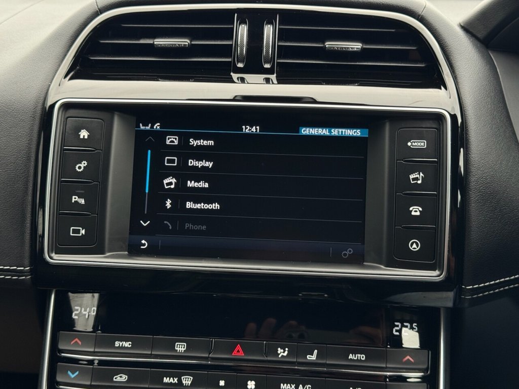 Used Jaguar XE 2017 for sale - 76454112: Photo 27