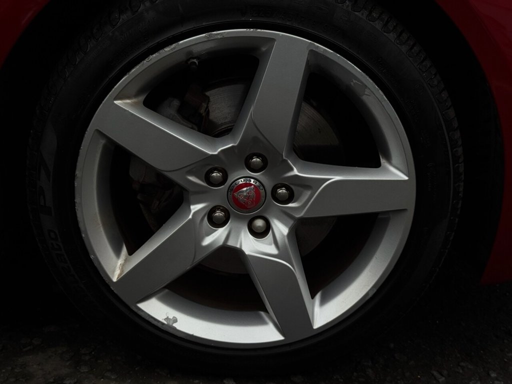 Used Jaguar XE 2017 for sale - 76454112: Photo 33