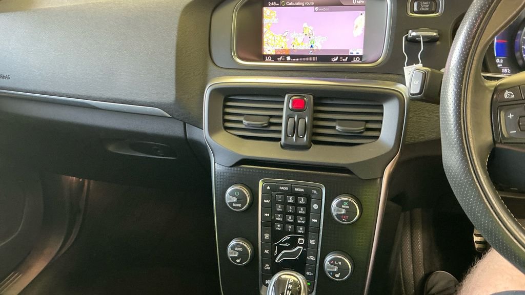 Used Volvo V40 2019 for sale - 77171631: Photo 11