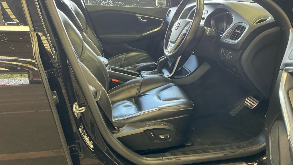 Used Volvo V40 2019 for sale - 77171631: Photo 9