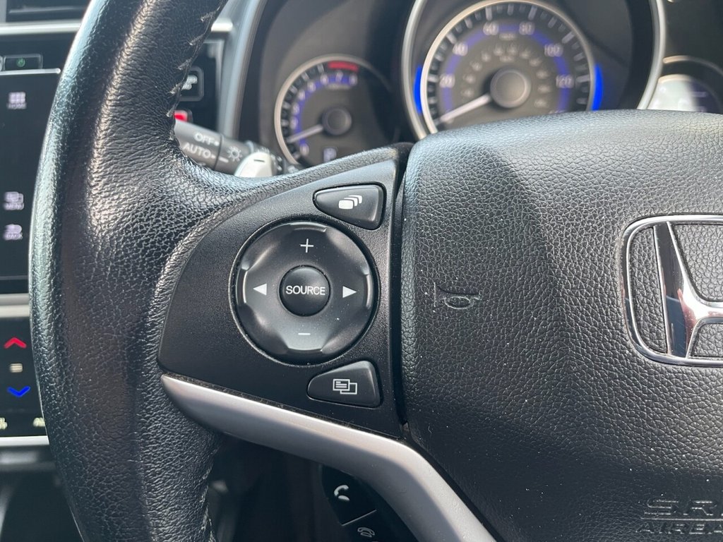 Used Honda Jazz 2017 for sale - 76367488: Photo 15