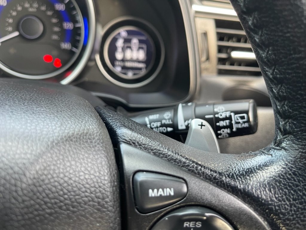 Used Honda Jazz 2017 for sale - 76367488: Photo 18