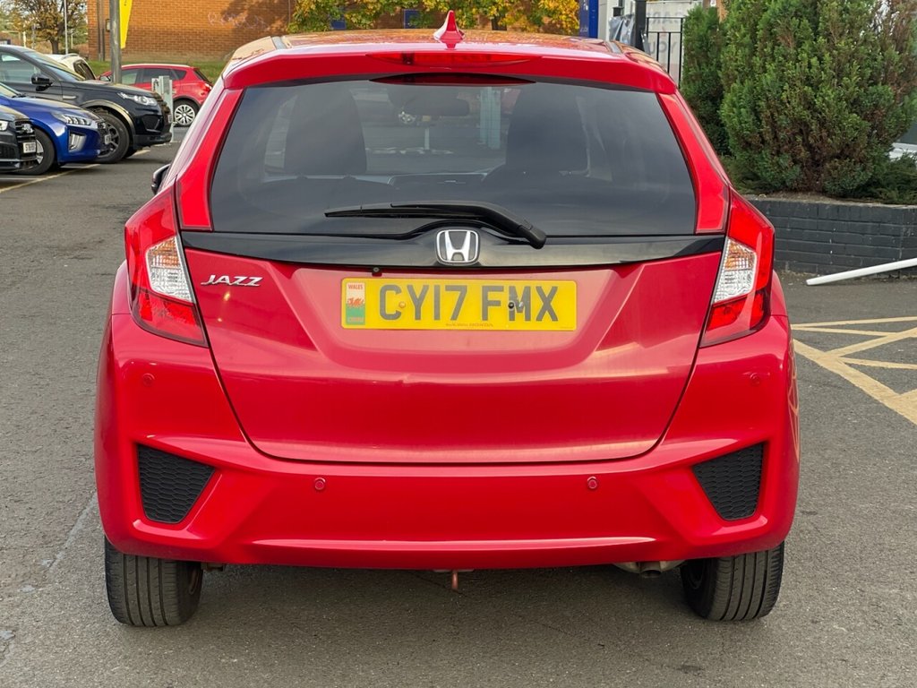 Used Honda Jazz 2017 for sale - 76367488: Photo 6