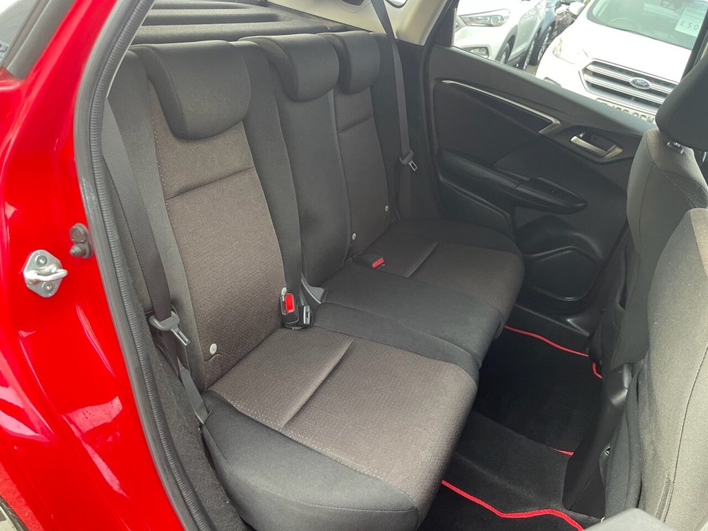 Used Honda Jazz 2017 for sale - 76367488: Photo 9