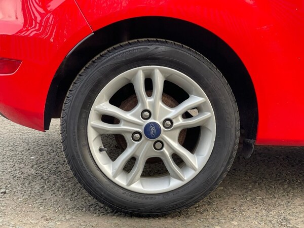 Used Ford Fiesta 2015 for sale - 71235221: Photo 24