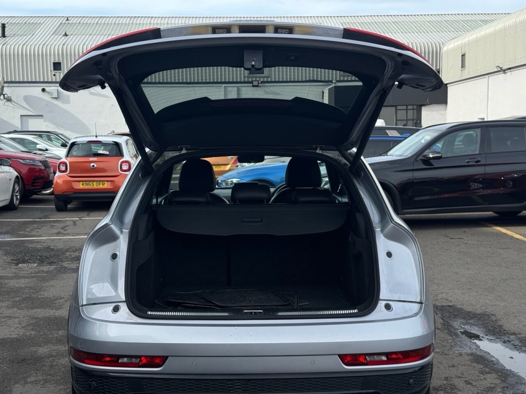 Used Audi Q3 2017 for sale - 77904895: Photo 7