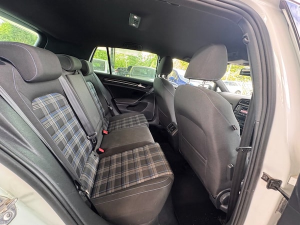 Used Volkswagen Golf 2016 for sale - 74954741: Photo 15