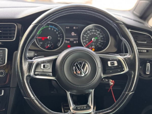 Used Volkswagen Golf 2016 for sale - 74954741: Photo 16