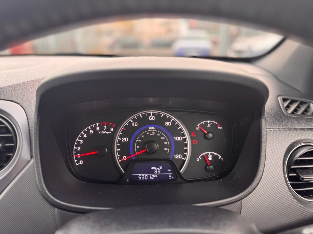 Used Hyundai i10 2018 for sale - 75559388: Photo 15