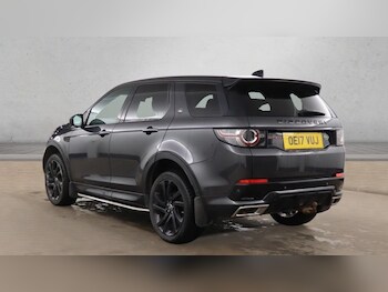 Used Land Rover Discovery Sport 2017 for sale - 77620950: Photo