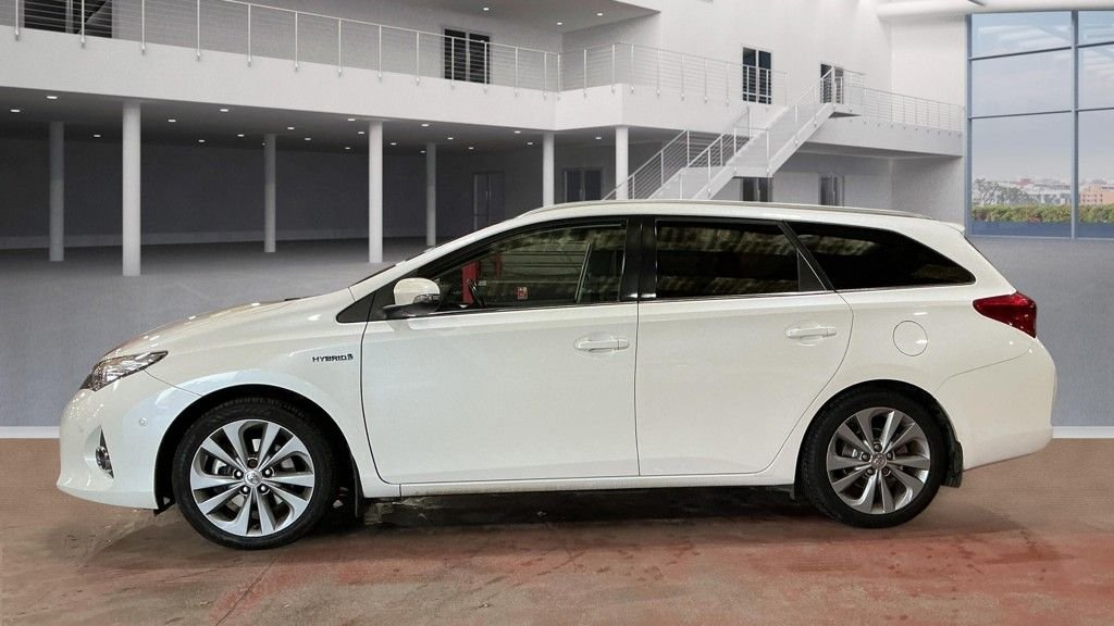 Used Toyota Auris 2013 for sale - 76986181: Photo 12