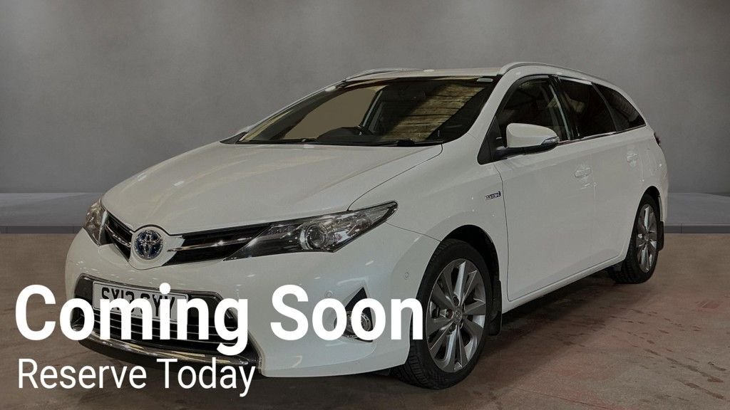 Used Toyota Auris 2013 for sale - 76986181: Photo 2