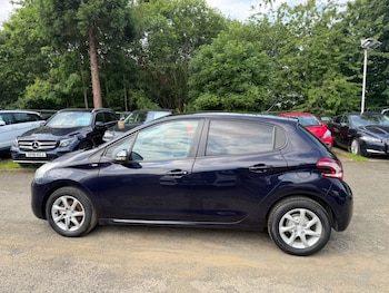 Used Peugeot 208 2015 for sale - 78985728: Photo