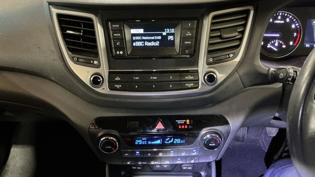 Used Hyundai TUCSON 2018 for sale - 77733932: Photo 10