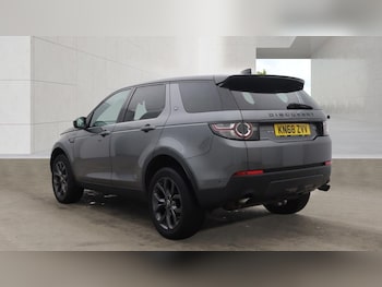 Used Land Rover Discovery Sport 2018 for sale - 78619437: Photo