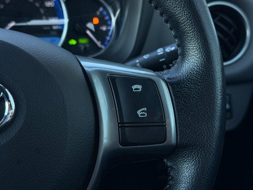 Used Toyota Yaris 2015 for sale - 77121470: Photo 15