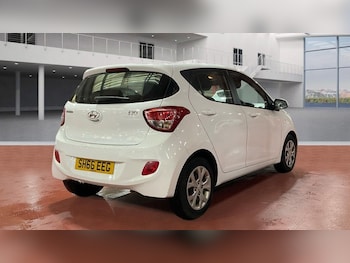 Used Hyundai i10 2016 for sale - 77368881: Photo