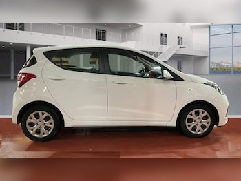 Used Hyundai i10 2016 for sale - 77368881: Photo
