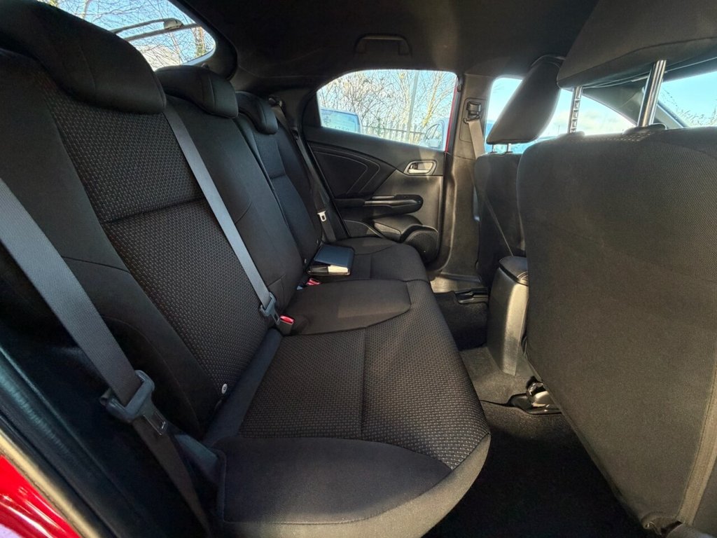 Used Honda Civic 2015 for sale - 76883185: Photo 13