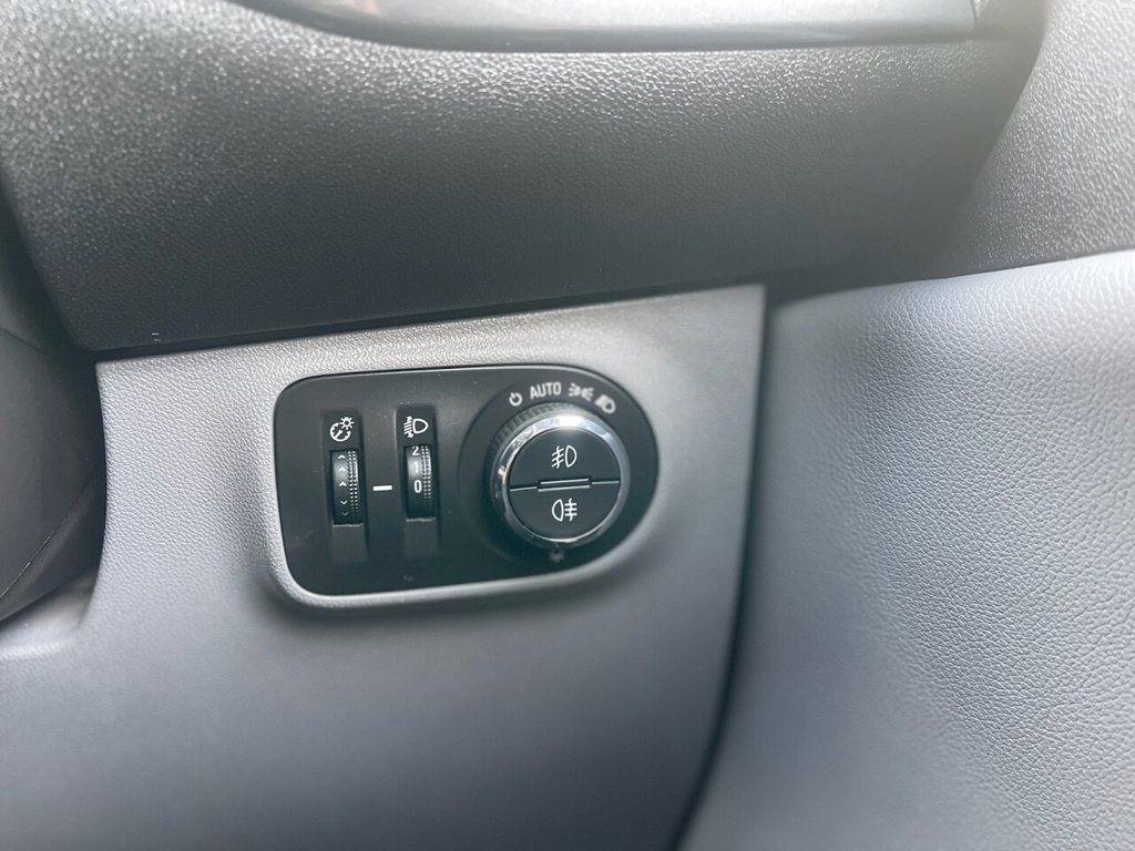 Used Vauxhall Corsa 2018 for sale - 77161943: Photo 22