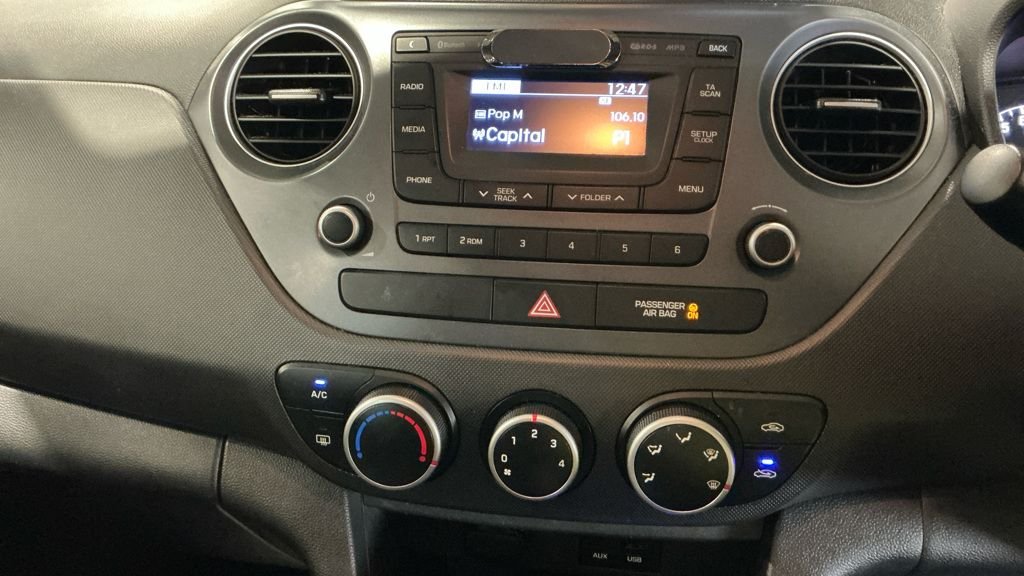 Used Hyundai i10 2017 for sale - 78016793: Photo 16