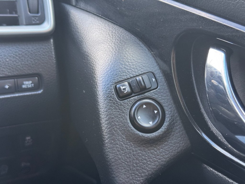 Used Nissan Qashqai 2015 for sale - 76345298: Photo 13