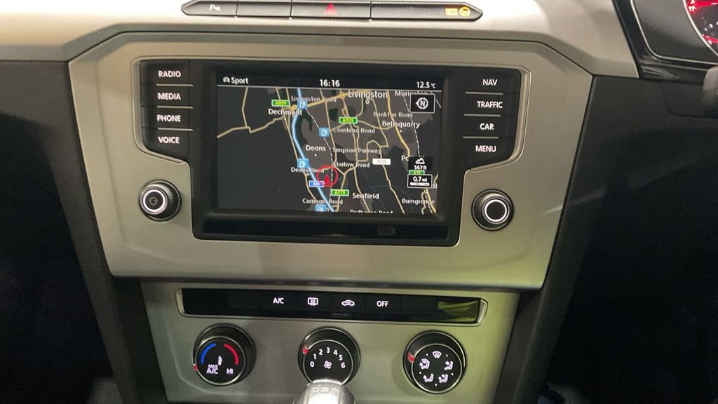 Used Volkswagen Passat 2015 for sale - 76445885: Photo 11