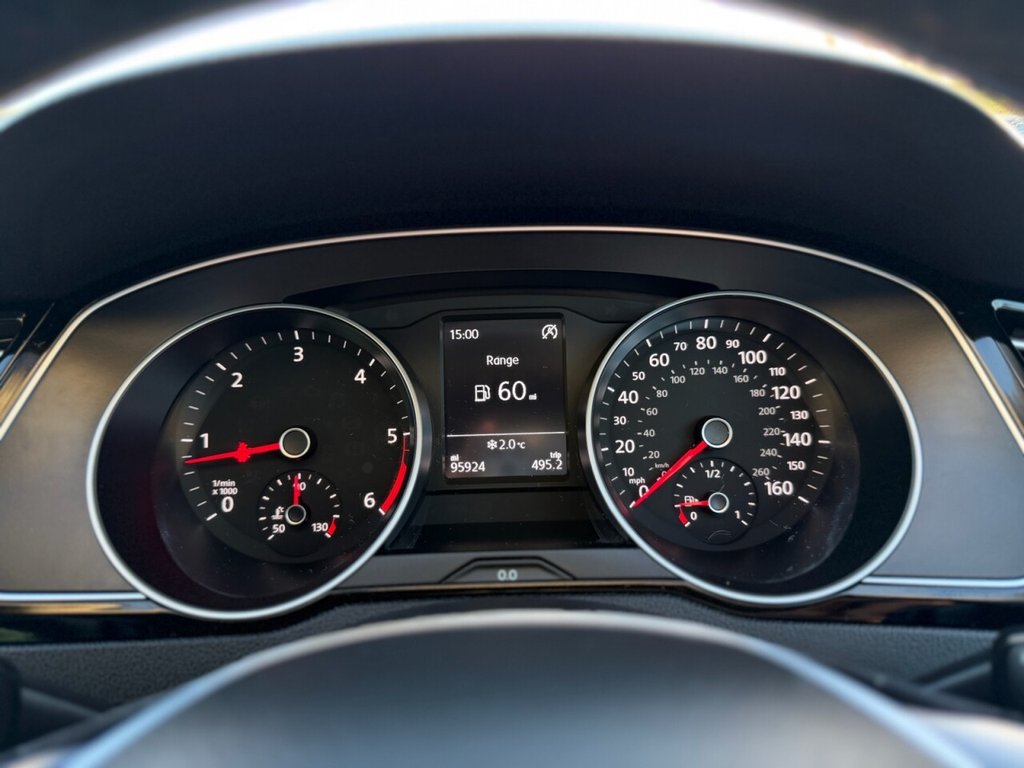 Used Volkswagen Passat 2015 for sale - 76445885: Photo 21