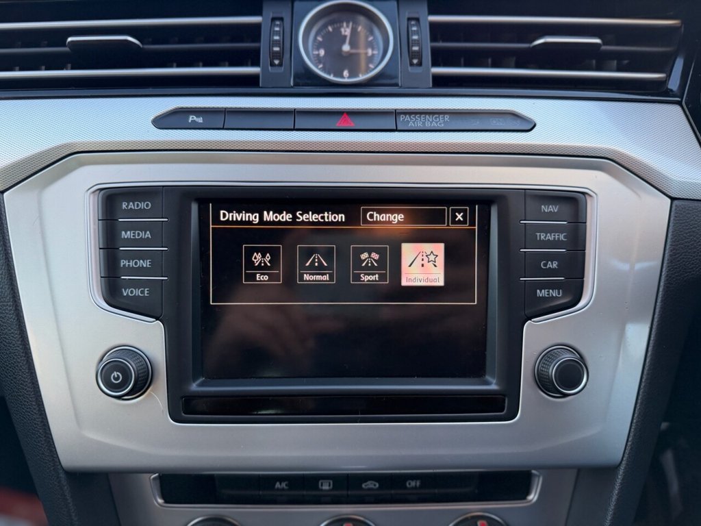 Used Volkswagen Passat 2015 for sale - 76445885: Photo 28