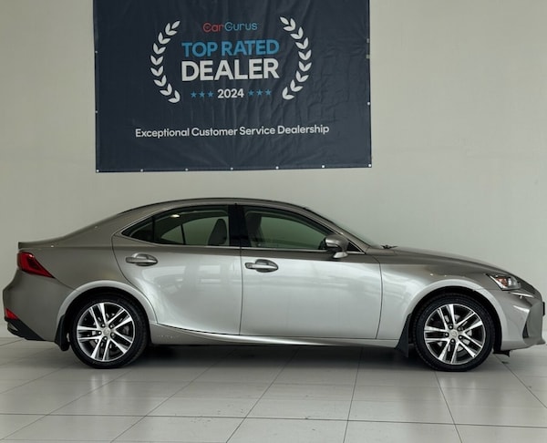 Used Lexus IS 2017 for sale - 76039893: Photo 7
