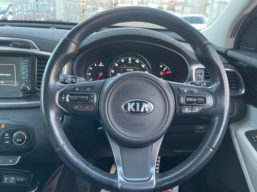 Used Kia Sorento 2017 for sale - 77779840: Photo 12