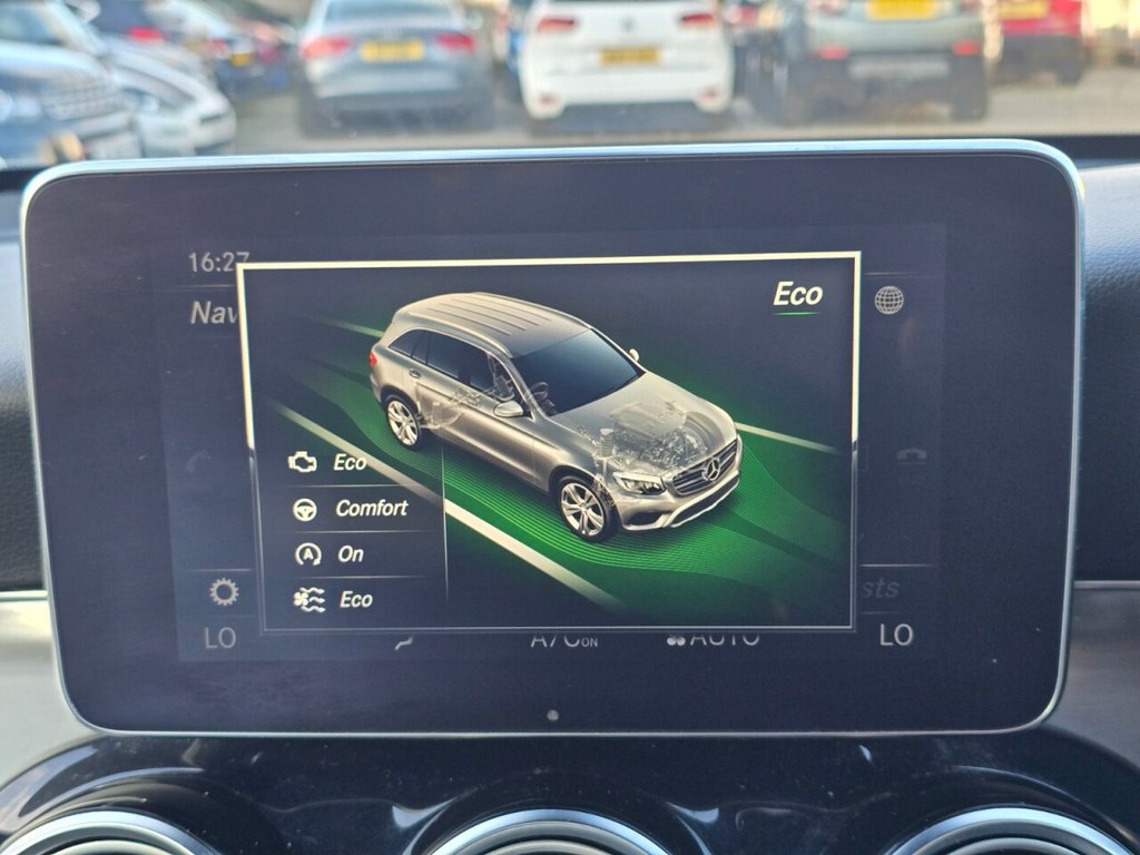 Used Mercedes-Benz GLC 2018 for sale - 77990629: Photo 27